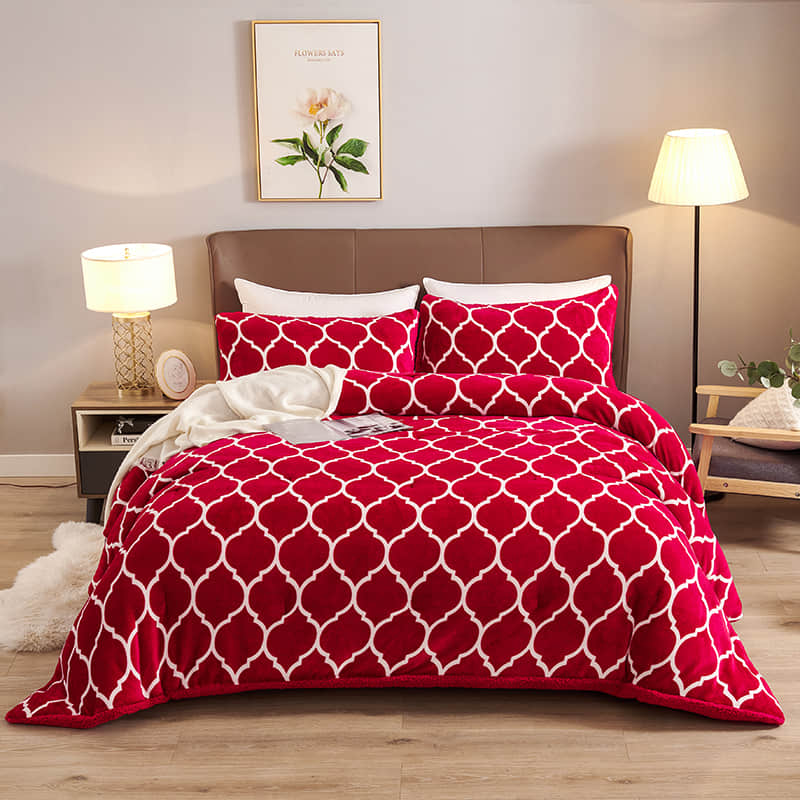 Flannel Print Comforter Set